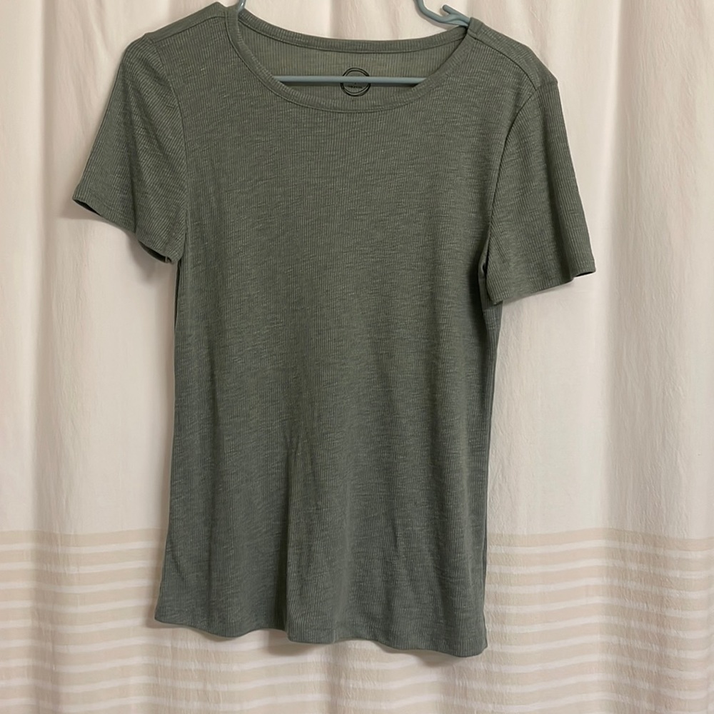 Green tshirt